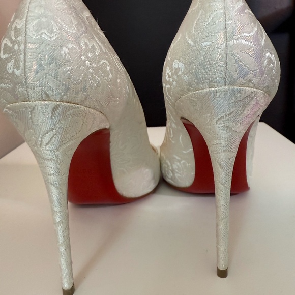Christian Louboutin White Brocade Pointed-Toe Heels - Picture 8 of 10